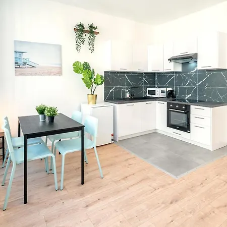 Charming Cityflats Apartment *